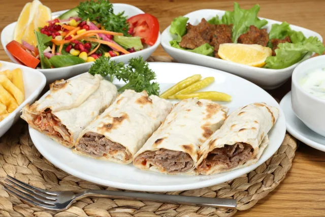 Döner Dürüm Soslu