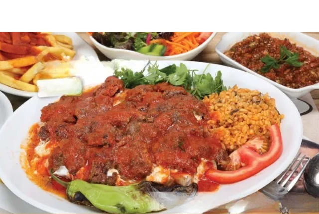 Yoğurtlu Adana Kebap